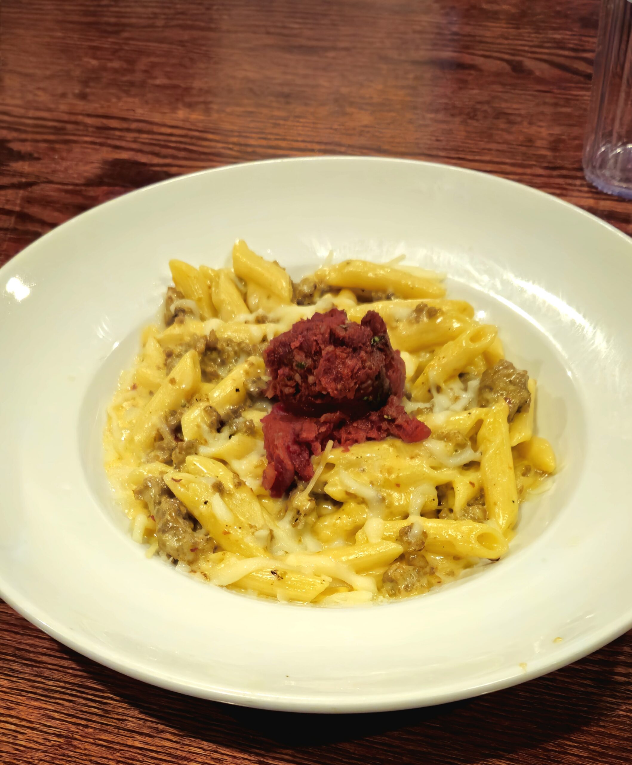 Spicy Sausage Mac n Cheese Entree in Coralville's Dinner Restaurant Vesta